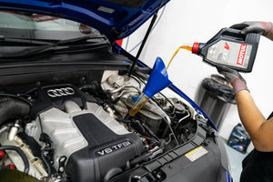 MOTUL 300V 5W30 5W40 Engine Oil Service Package: Audi S4 Avant 3.0 TFSI B8